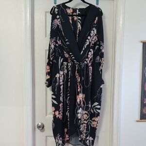 City Chic Black Floral Long Sleeve Dress